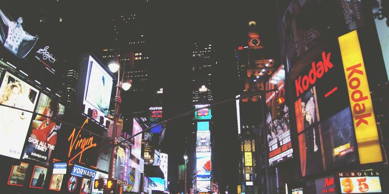 从废弃酒窖到文化地标：探秘芜湖雨耕山，看工业遗产如何蝶变城市会客厅